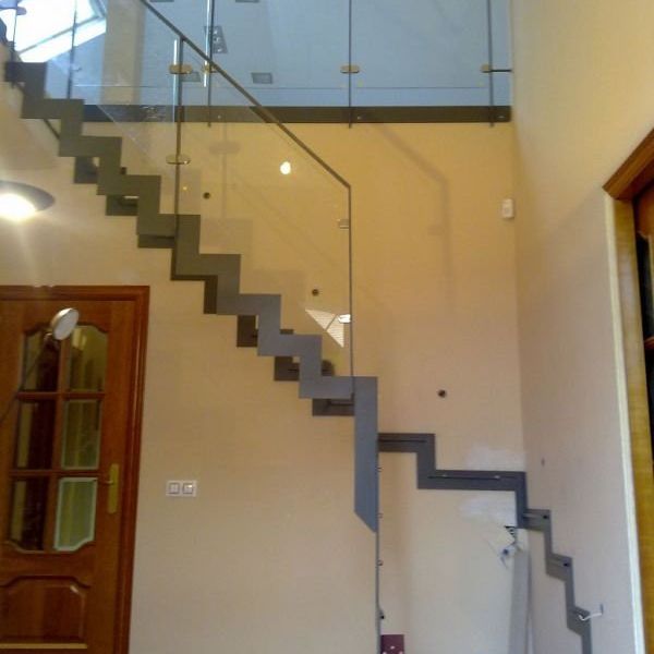 imágenes de escaleras de metal imágenes de escaleras de metal